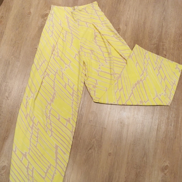 Yellow wide leg pants trousers - Picture 3 of 8